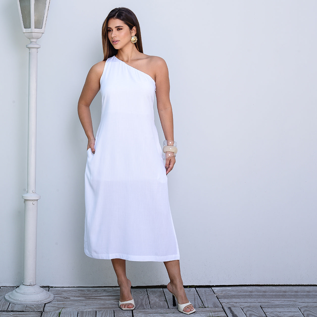 Vestido Midi Ombro